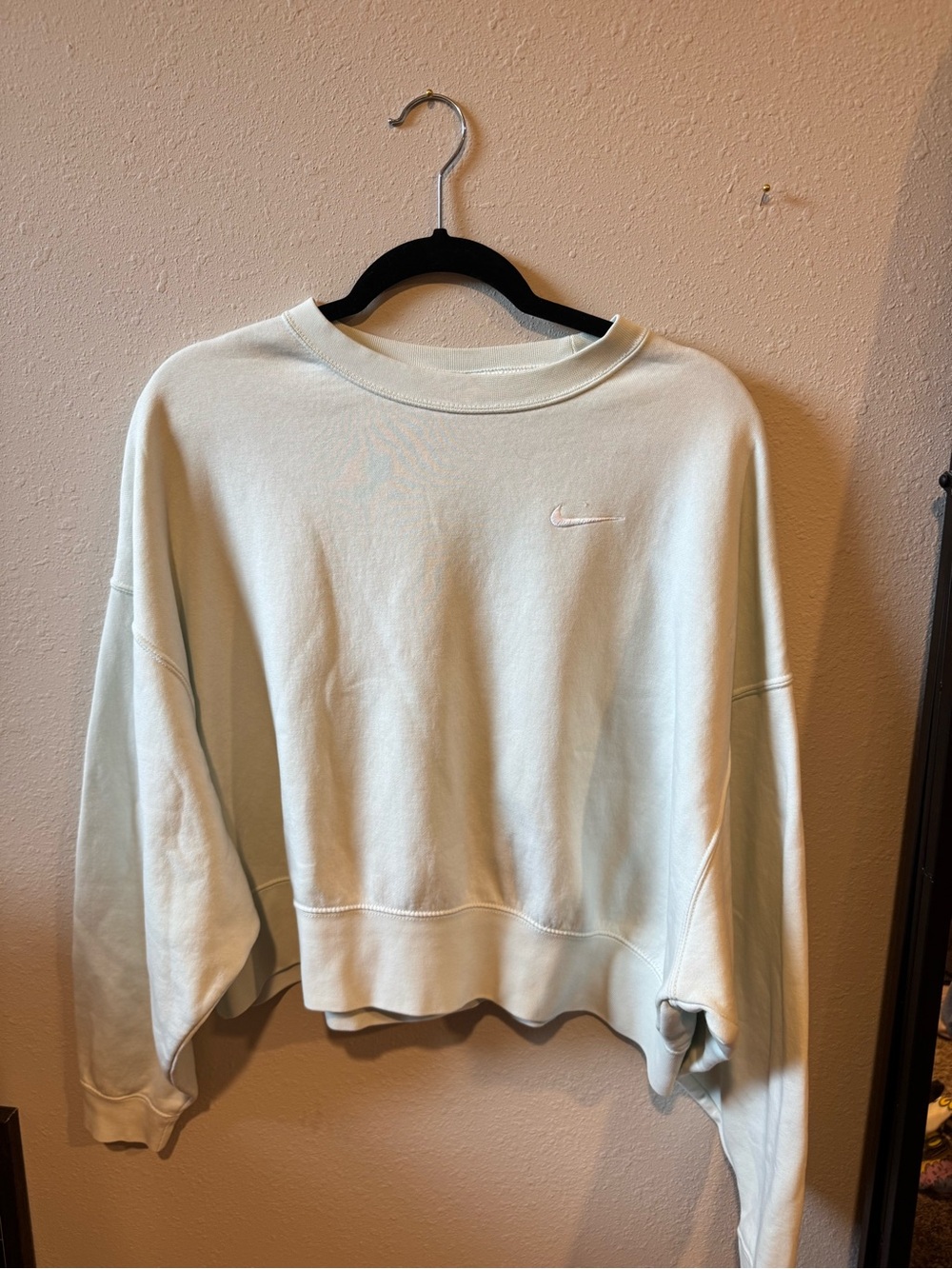 Nike Mint Green Pullover Sweatshirt